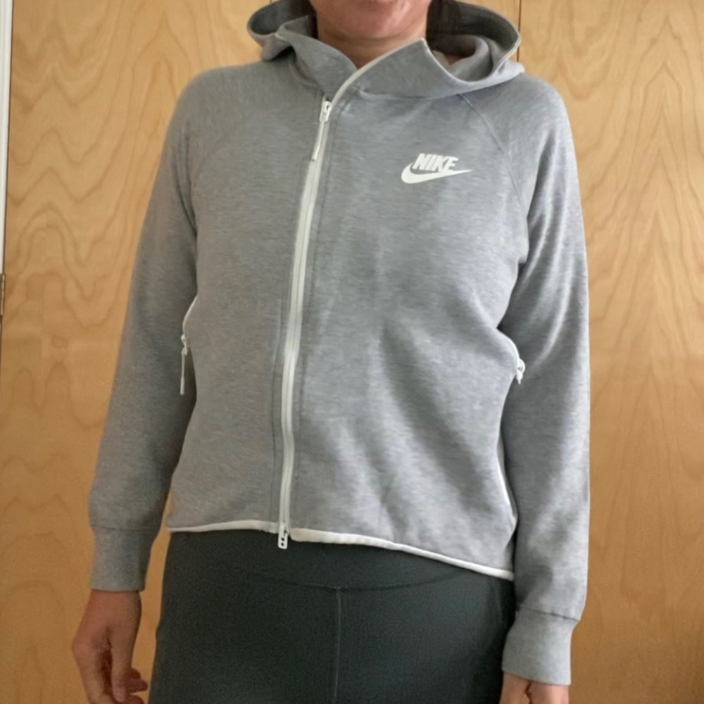 Grey Nike cropped jacket